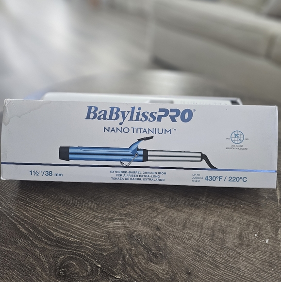 BaBylissPRO Nano Titanium 1 1/2" Extended Barrel Curling Iron - Picture 1 of 4